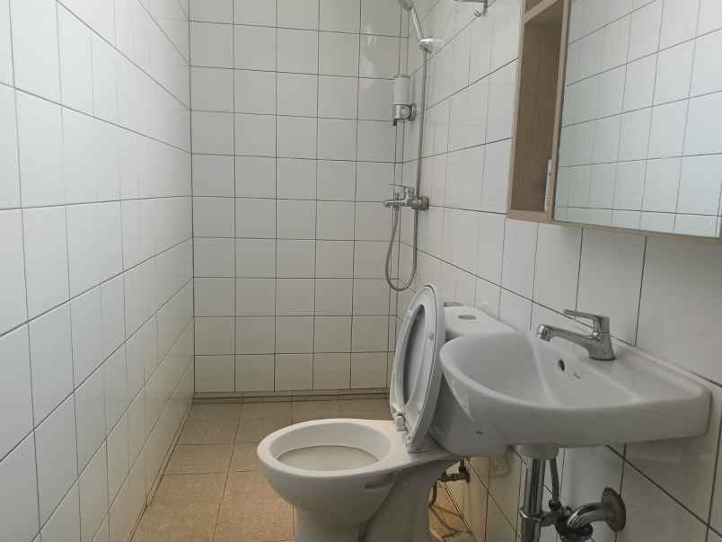 dijual rumah gegerkalong permai