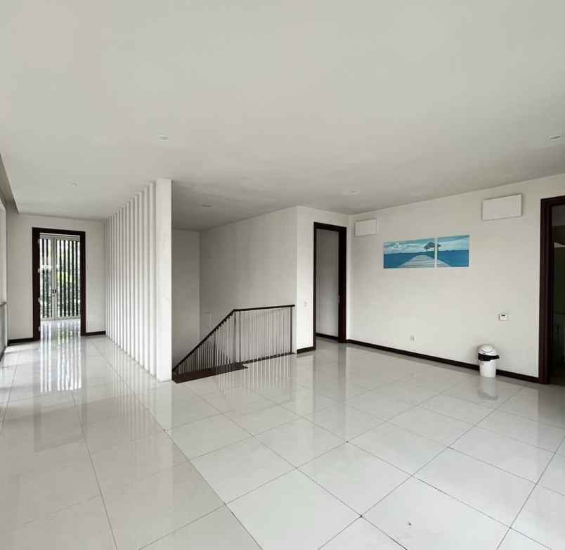 dijual rumah graha famili blok w