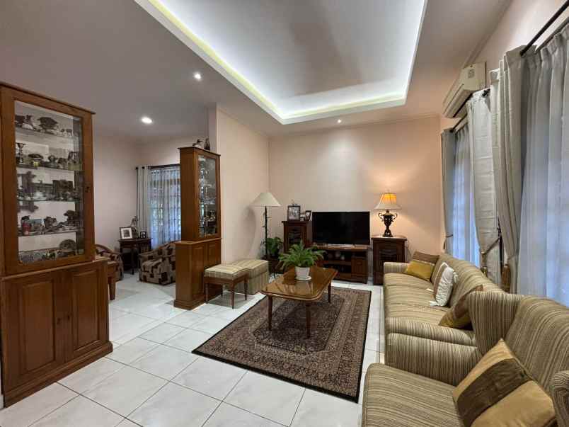 dijual rumah griya mas pasteur