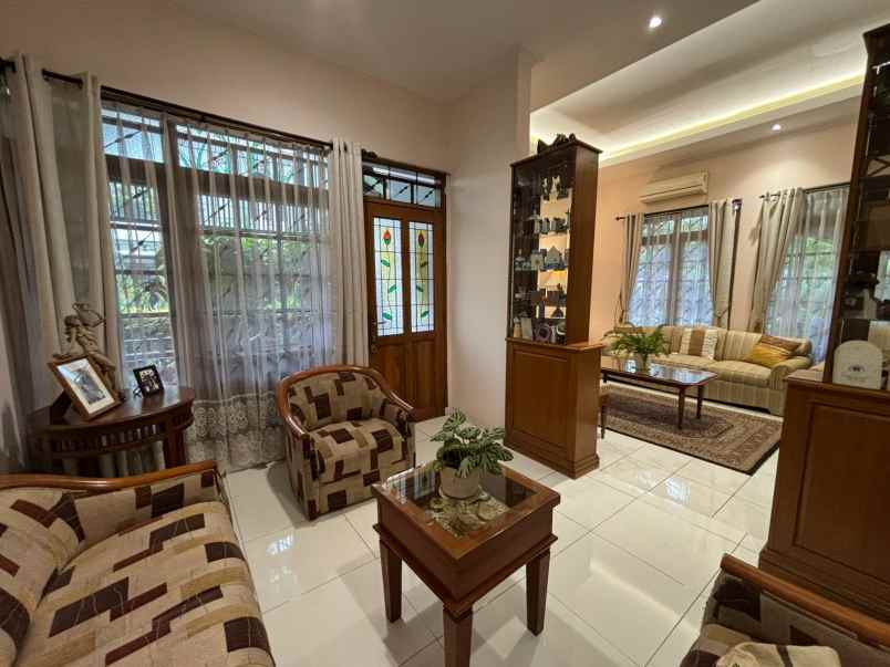 dijual rumah griya mas pasteur
