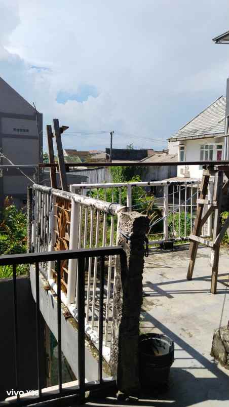 dijual rumah gunung anyar