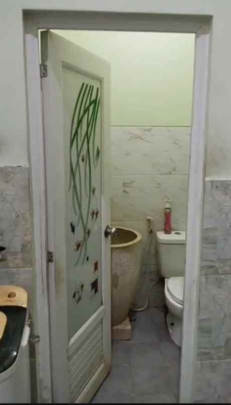 dijual rumah gunung anyar tambak