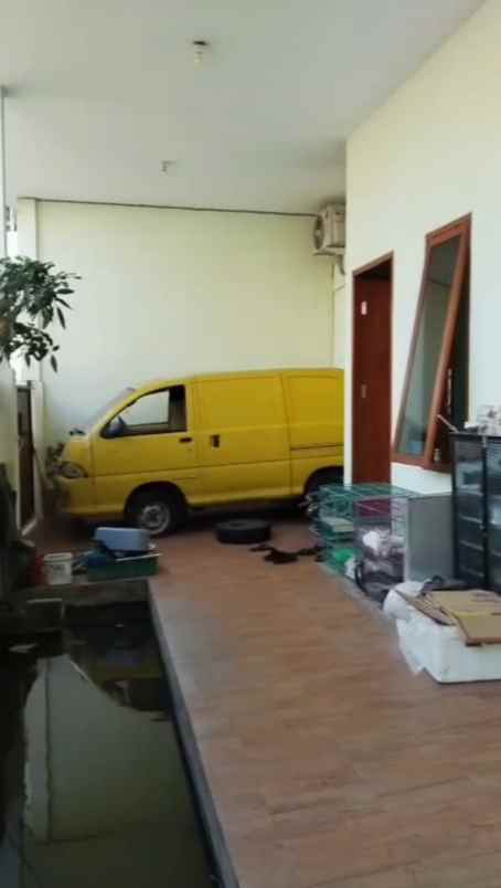 dijual rumah gunung anyar tambak