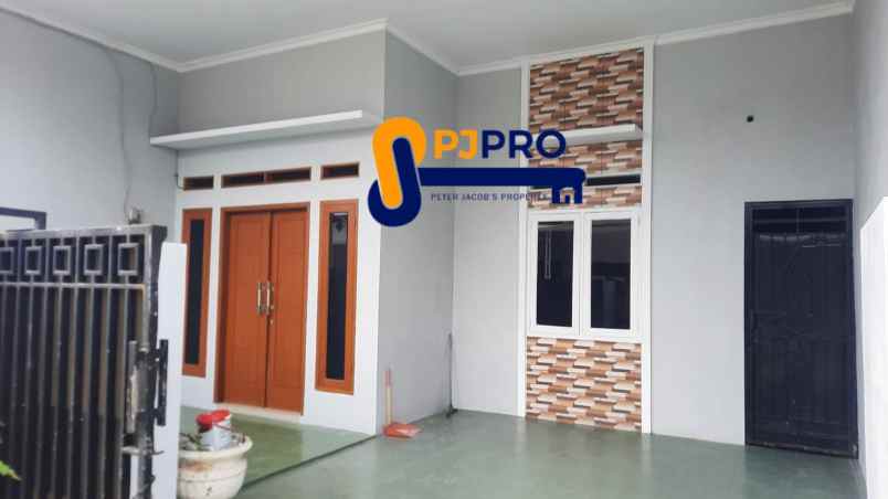 dijual rumah harapan indah 1