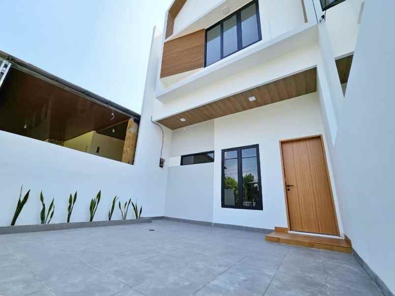 dijual rumah harapan indah 1 perumahan