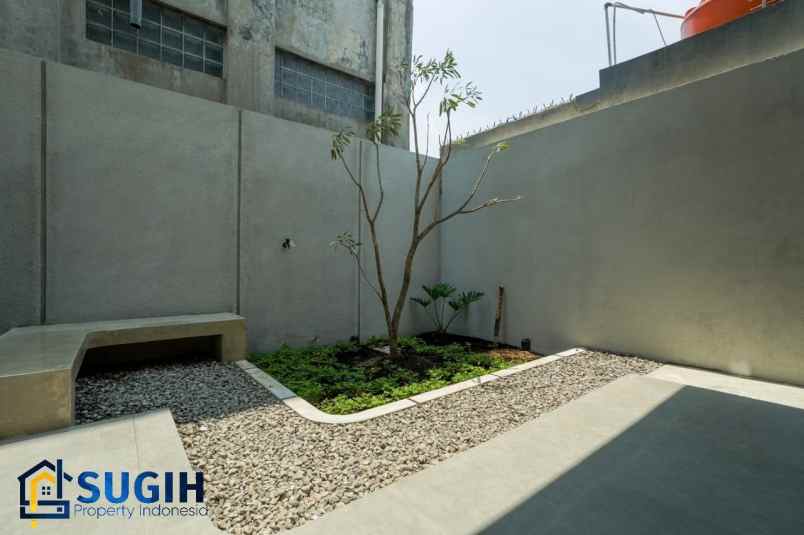 dijual rumah houkeri cisaranten kulon