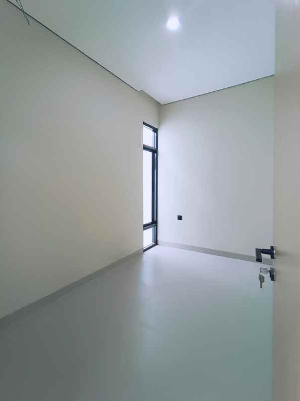 dijual rumah jagakarsa