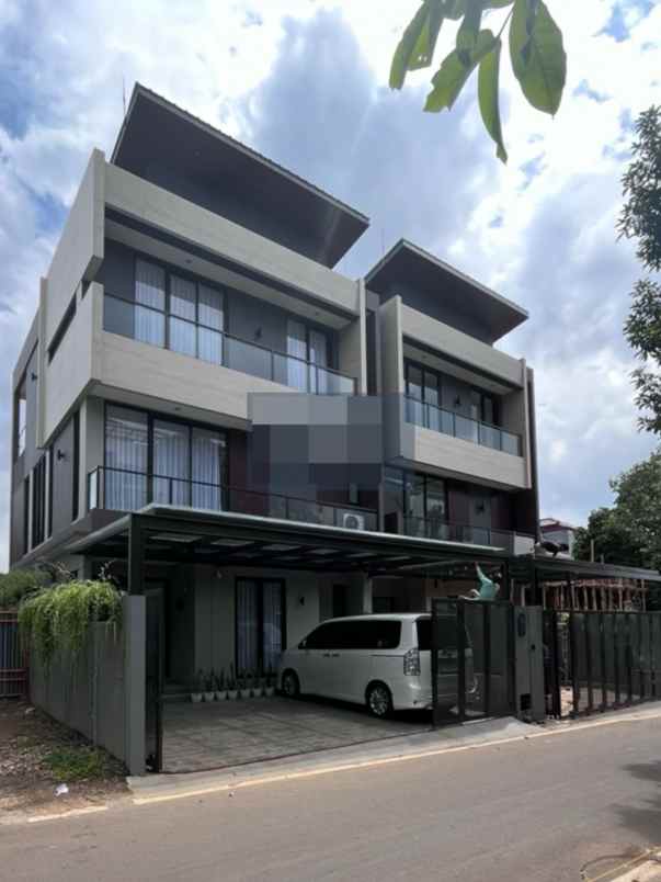 dijual rumah jagakarsa