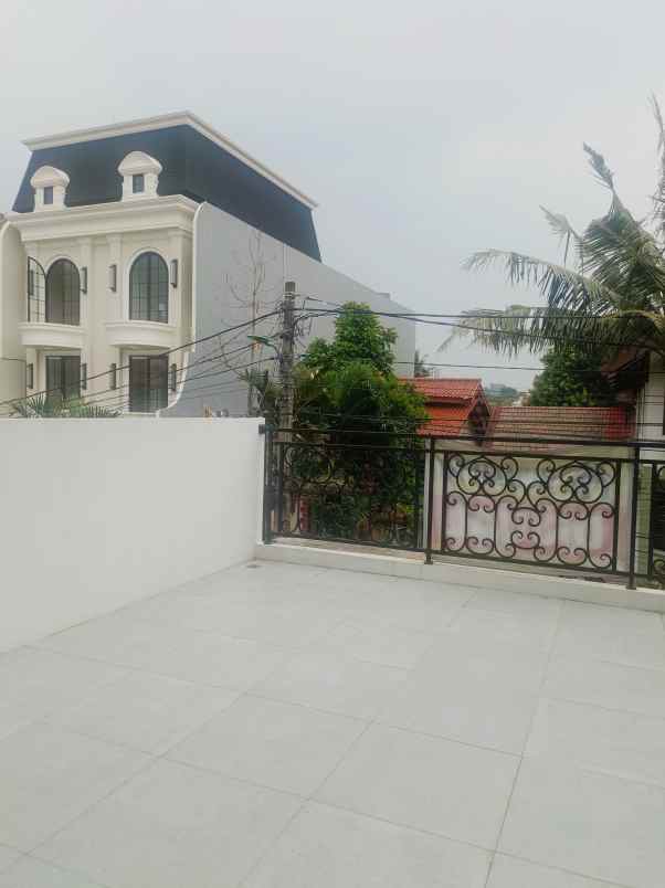 dijual rumah jagakarsa jaksel