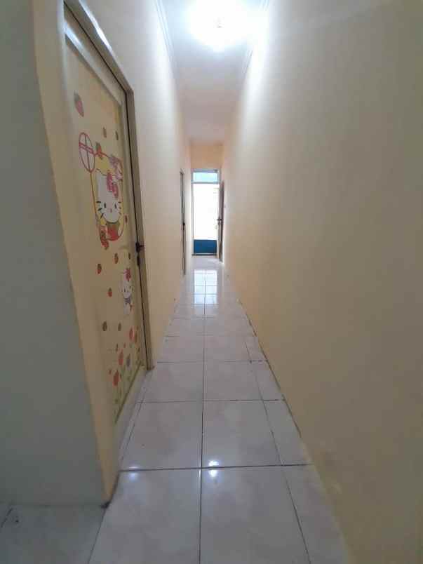 dijual rumah jalan angke indah