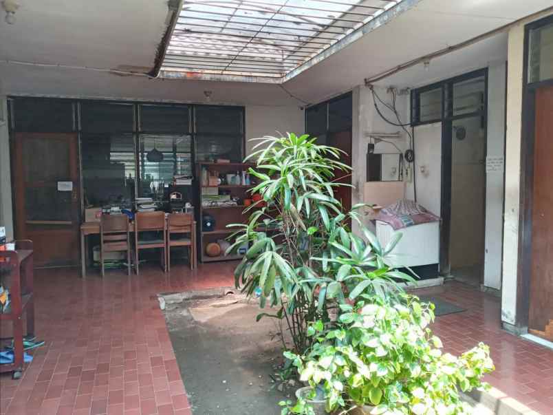dijual rumah jalan anjasmoro sawahan