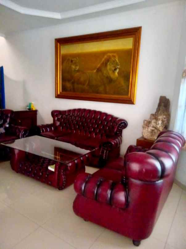 dijual rumah jalan gunung batu