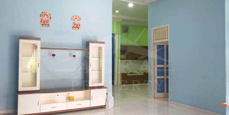 dijual rumah jalan karya baru