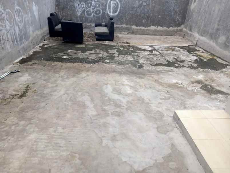 dijual rumah jalan masjid al falah