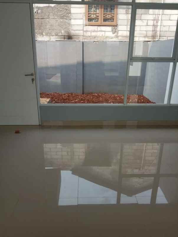 dijual rumah jalan masjid al falah