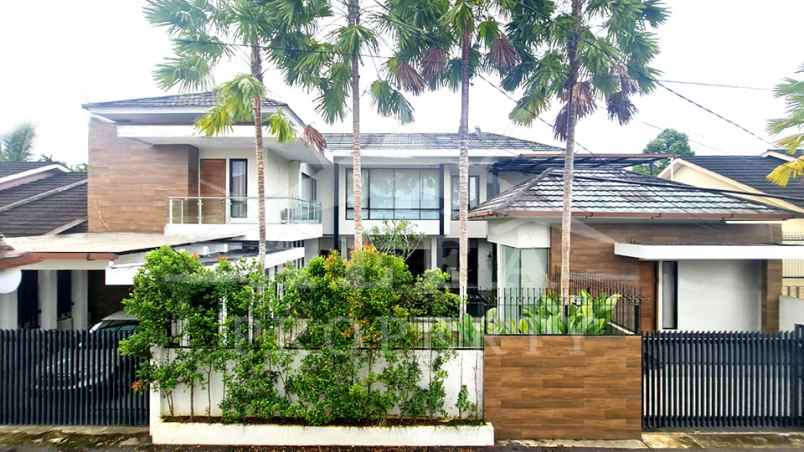 dijual rumah jalan parit haji husin 2