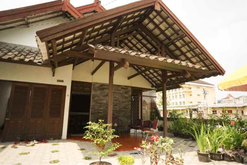 dijual rumah jalan pgri ii