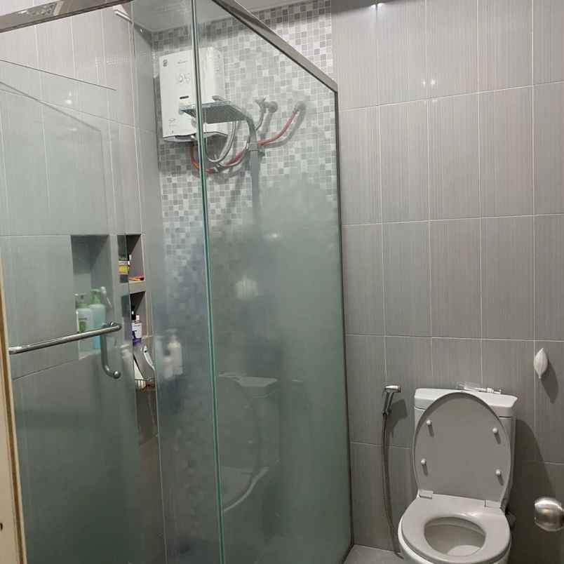 dijual rumah jalan pondok tjandra