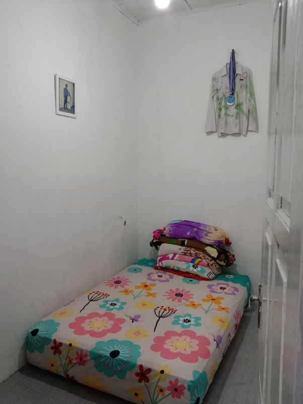 dijual rumah jalan raya imam bonjol