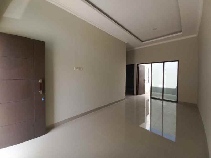 dijual rumah jalan raya kalimulya