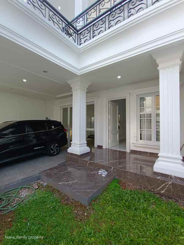 dijual rumah jalan raya meruya selatan