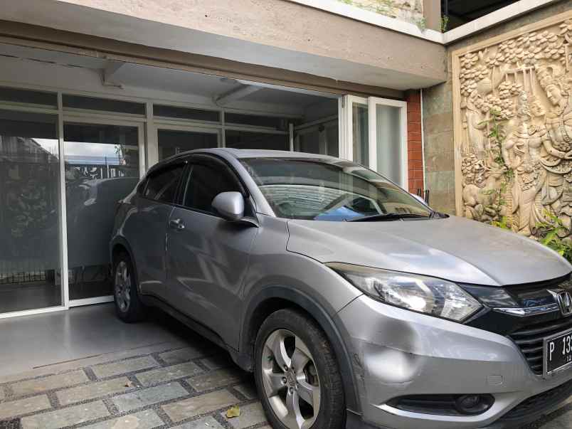 dijual rumah jalan raya muding