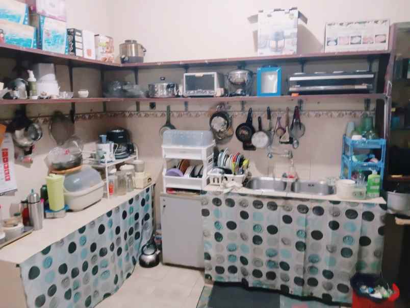 dijual rumah jalan raya proklamasi