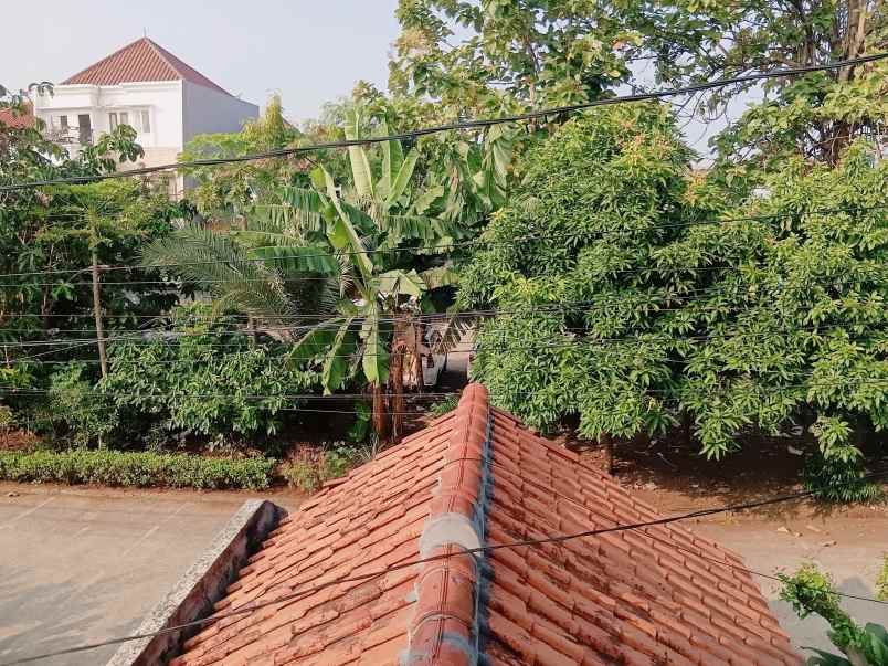 dijual rumah jalan raya proklamasi