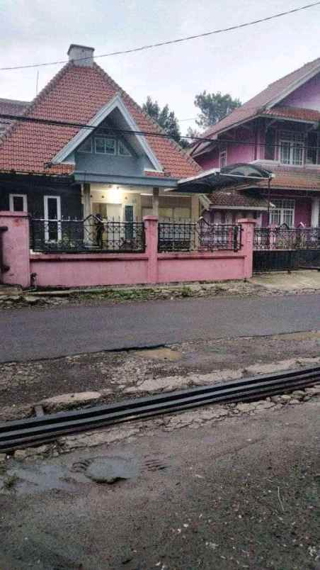 dijual rumah jalan sukanegara desa
