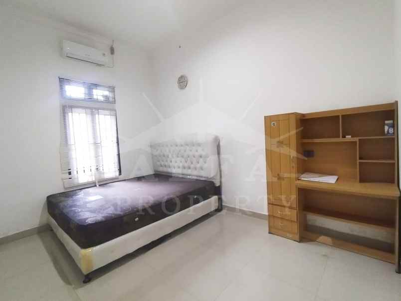 dijual rumah jalan sungai raya dalam