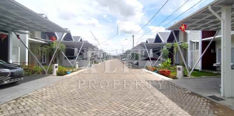 dijual rumah jalan ujung pandang