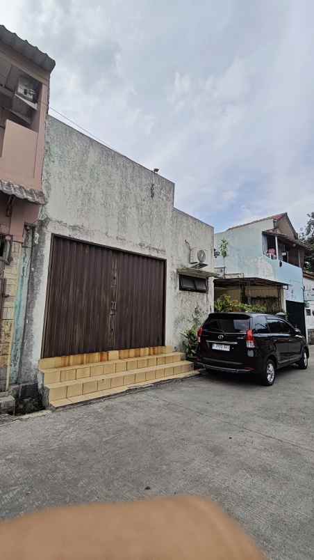dijual rumah jati padang