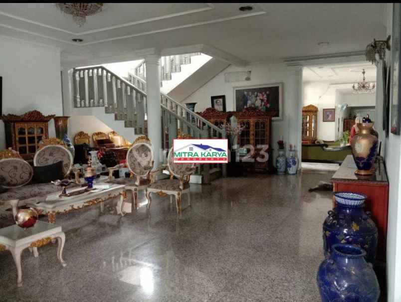 dijual rumah jaticempaka jatiwaringin