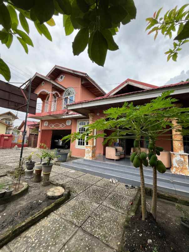 dijual rumah jl arifin ahmad