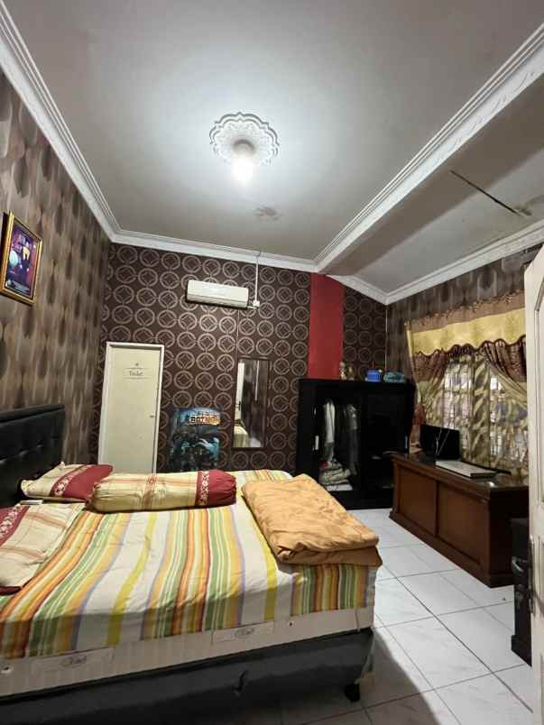 dijual rumah jl arifin ahmad