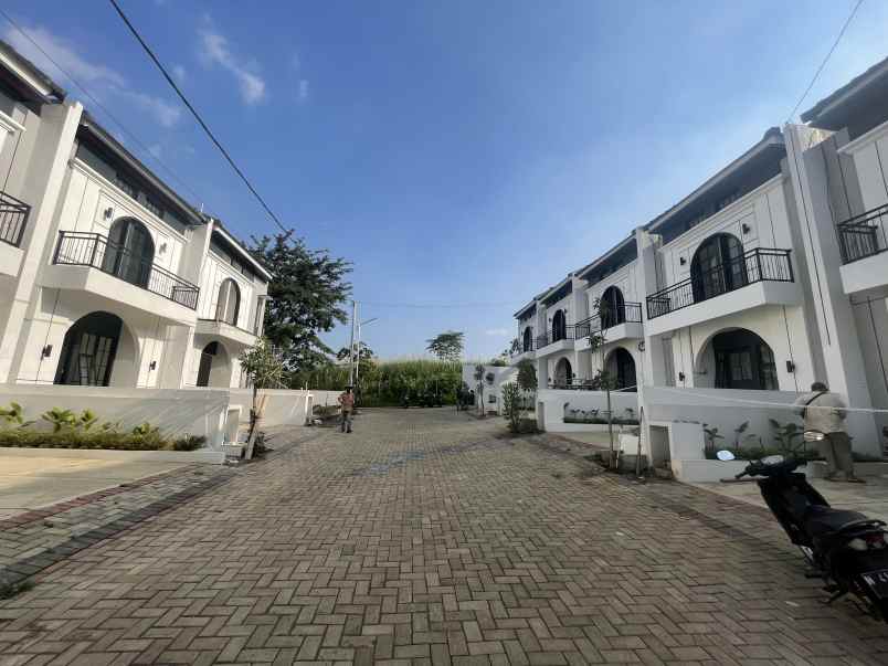 dijual rumah jl chili joyogrand blok