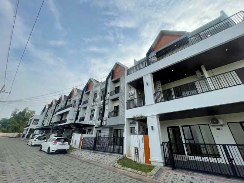 dijual rumah jl chili joyogrand blok