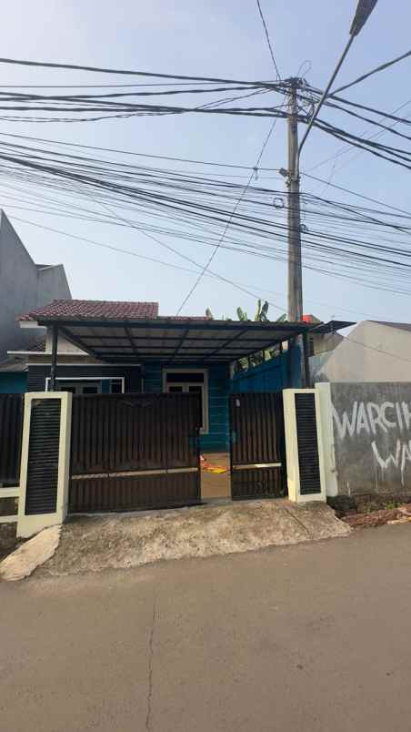dijual rumah jl h abih jatiluhur