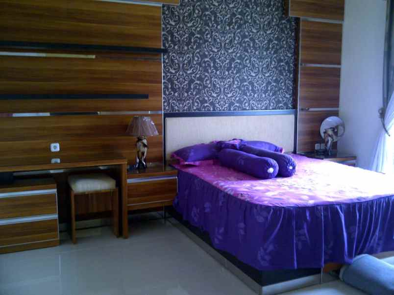 dijual rumah jl hertasning baru aroepala