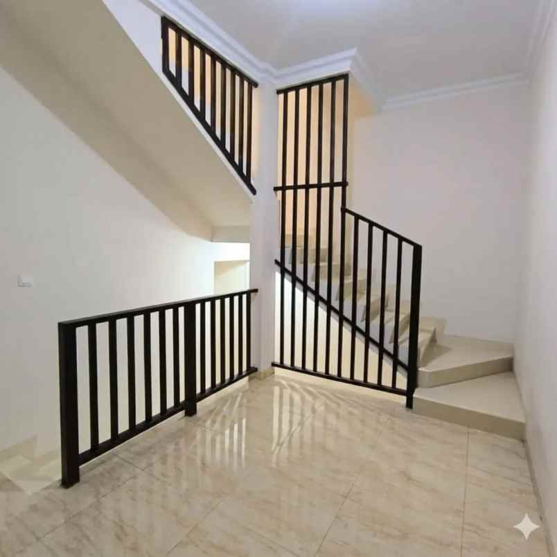 dijual rumah jl ikan rawamangun jakarta