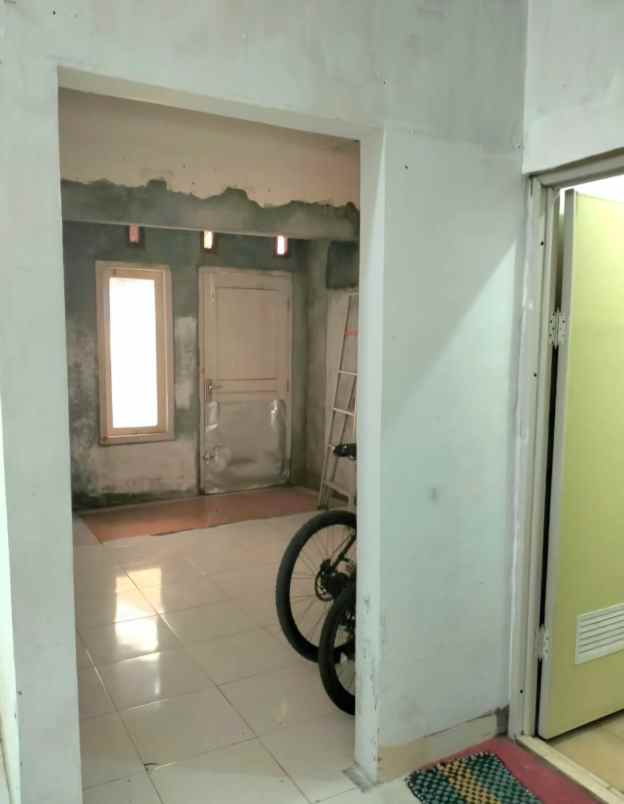 dijual rumah jl imogiri timur