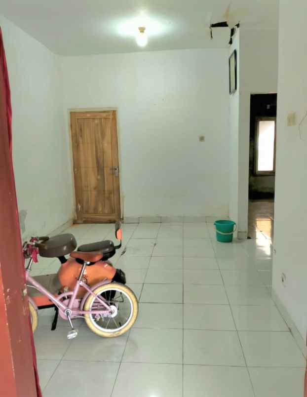 dijual rumah jl imogiri timur