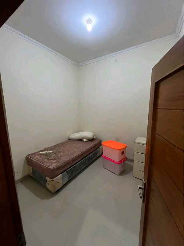 dijual rumah jl kaliurang km 9