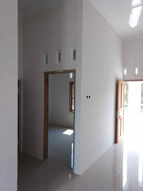 dijual rumah jl karangrau