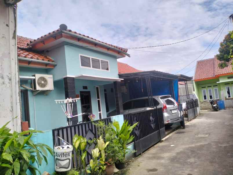 dijual rumah jl masjid pancoran mas depok