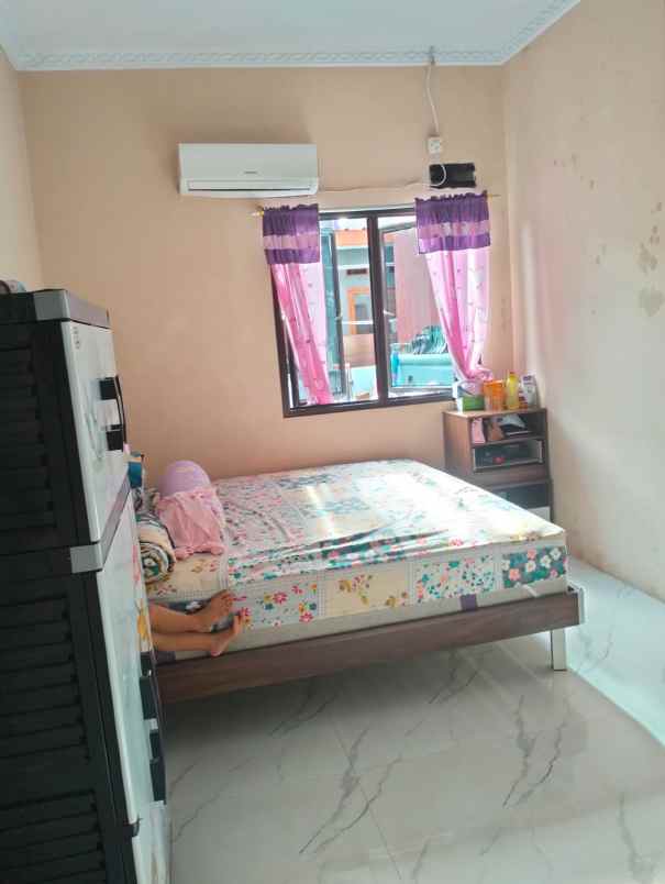 dijual rumah jl masjid pancoran mas depok