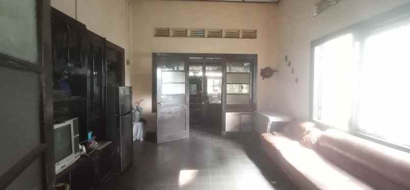 dijual rumah jl nakula pamoyanan