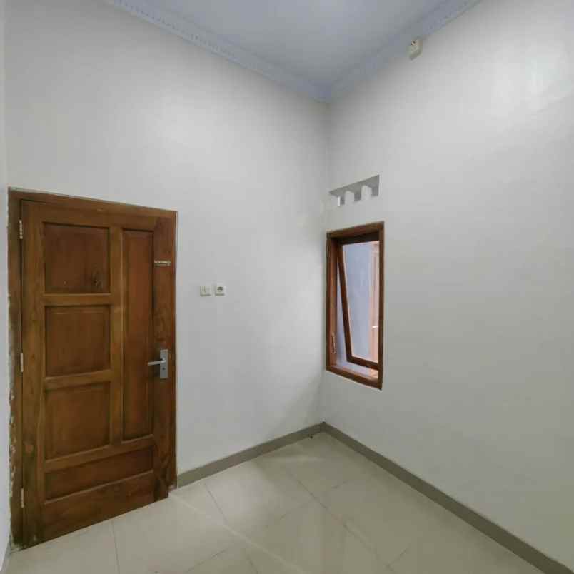 dijual rumah jl palagan km 11