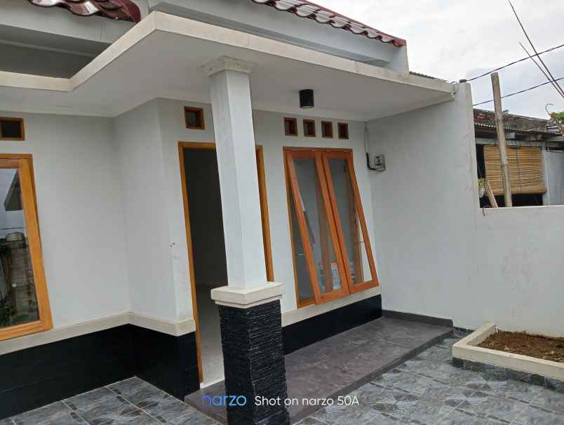 dijual rumah jl perum bilabong raya