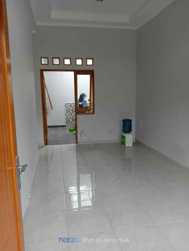 dijual rumah jl perum bilabong raya